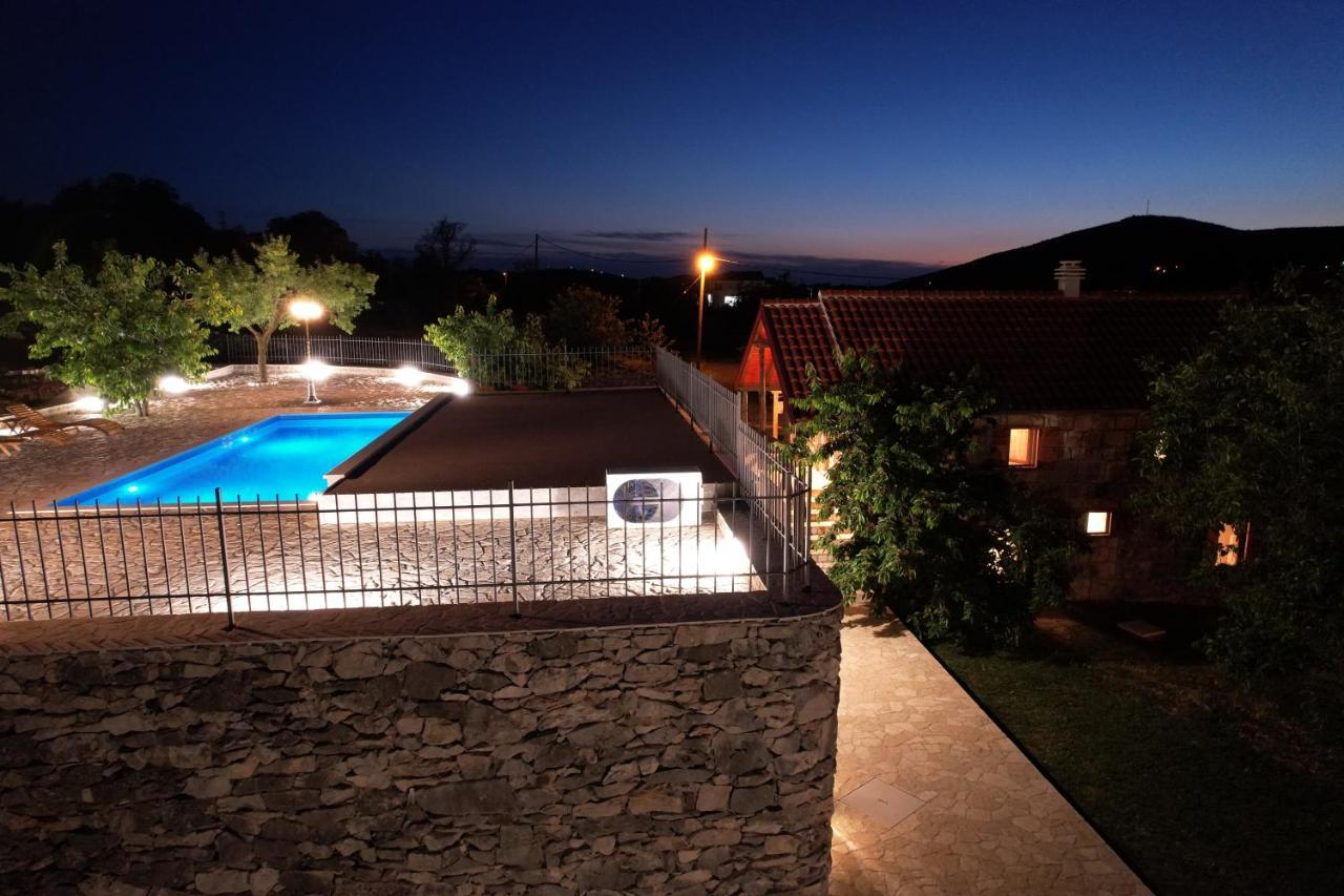 Patakun Holiday Home For 5, With Heated Pool Lecevica Exterior photo